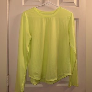 FADED ZAP Yellow Lululemon Long sleeve shirt. Worn once. Size 8
